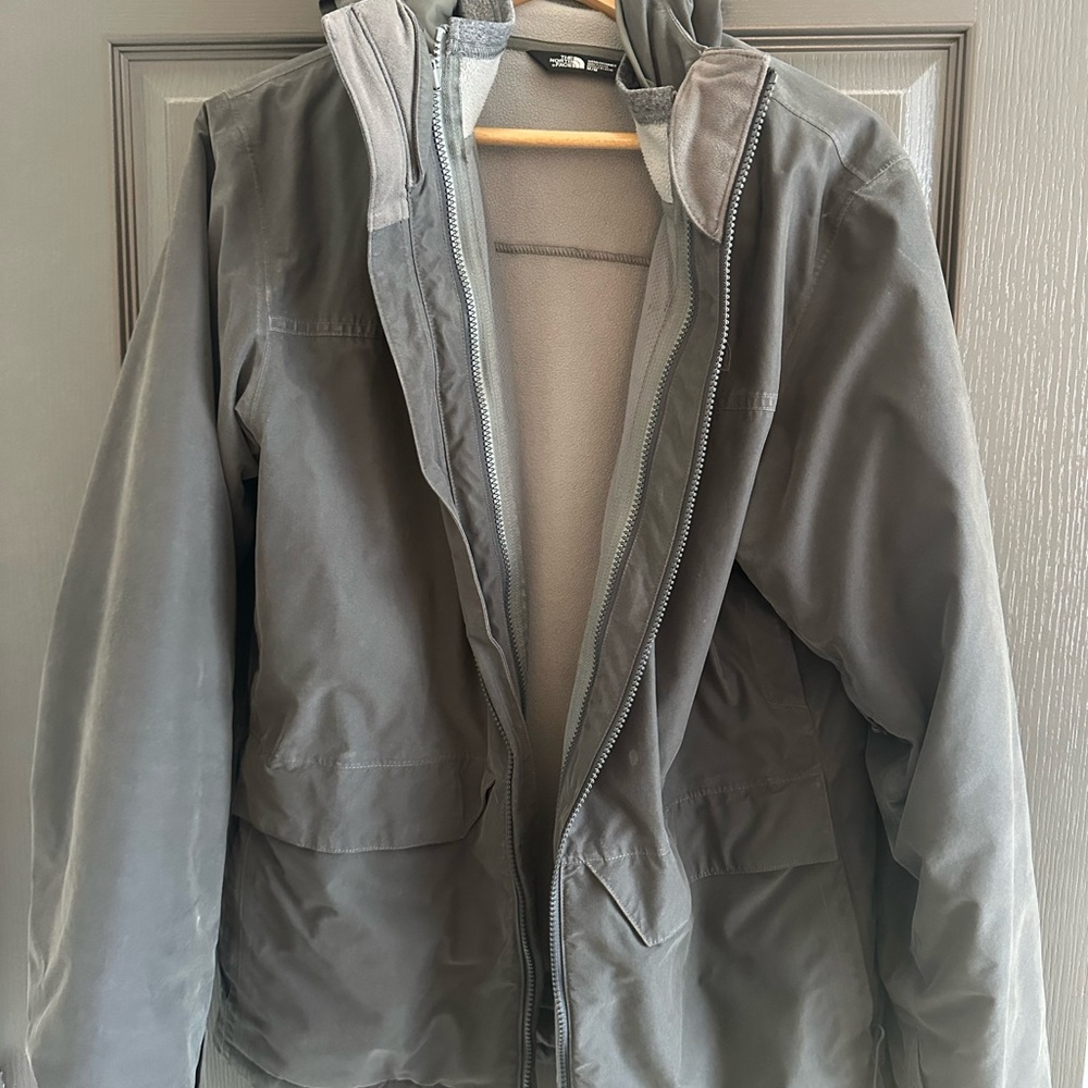 Men's North Face Grey Water-Resistant Jacket